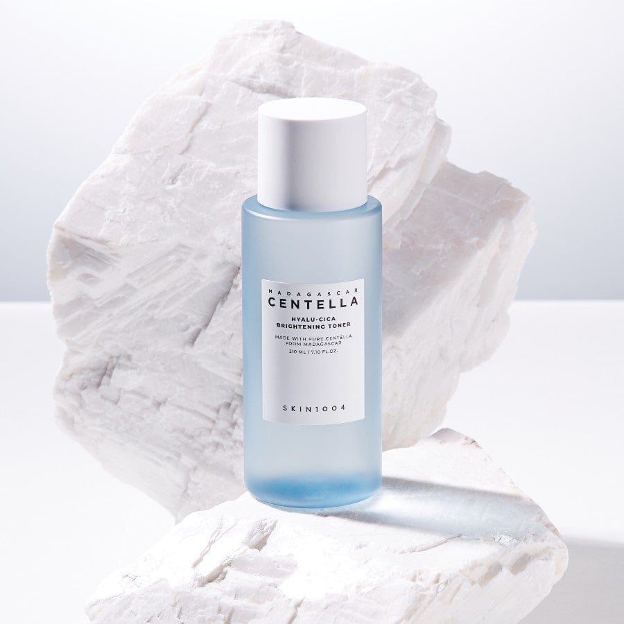SKIN1004 Madagascar Centella Hyalu - Cica Brightening Toner (210ml) - Koreancosmetic